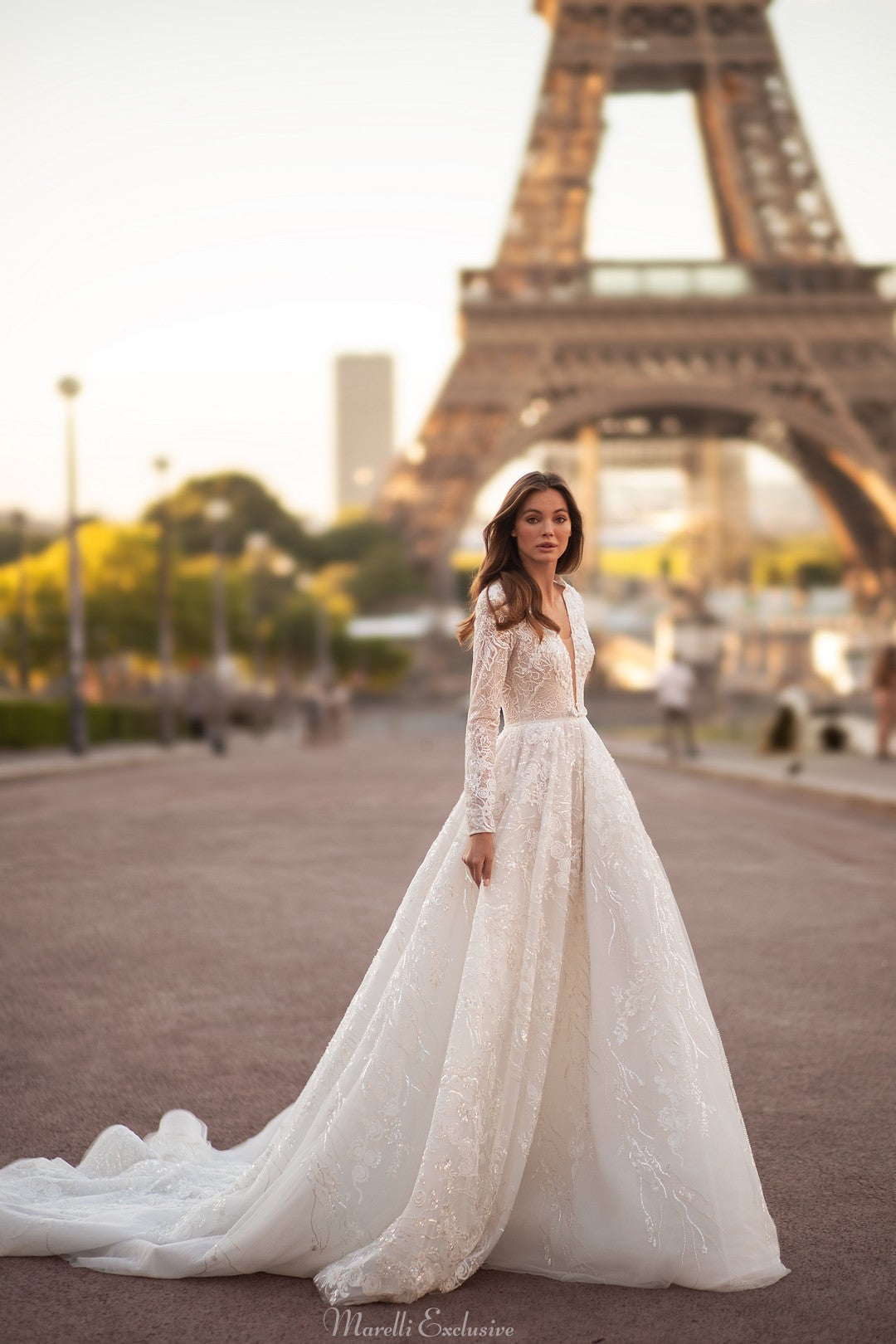 princess silhouette wedding dress Wedding Dress Princess Silhouette With Train V-Neck Sleeveless Empire Waist Tiered Lace Bridal Dresses