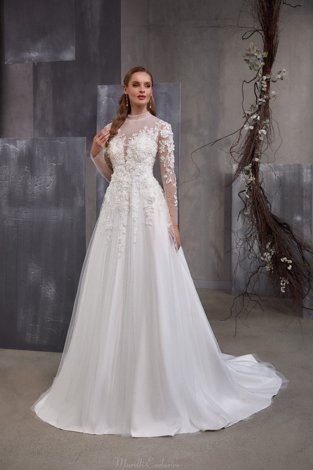 Beautiful wedding dress with a bow belt and a detachable mesh top 6 / Solid ivory Beautiful wedding dress with a bow belt and a detachable mesh top 6 / Solid ivory