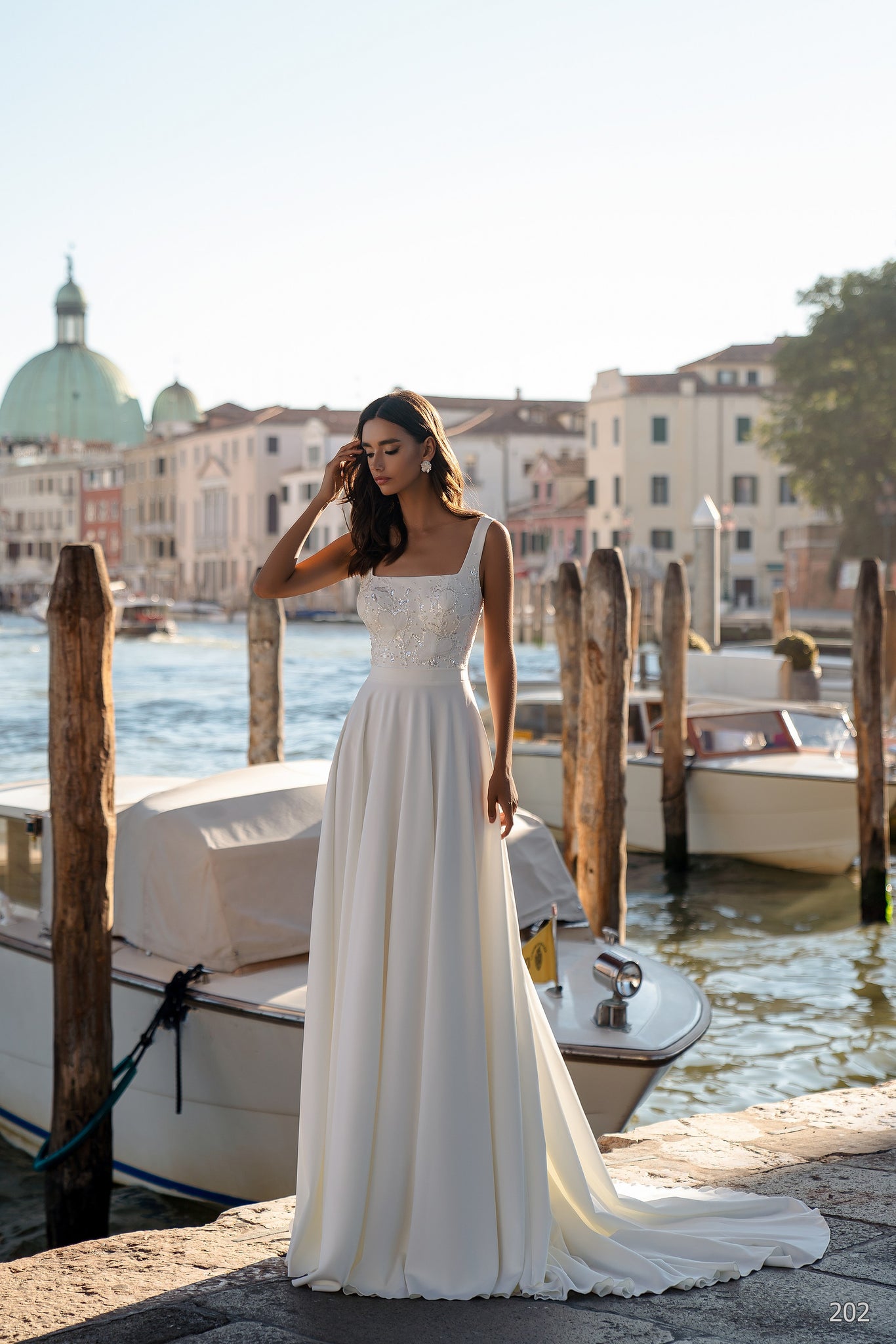 EMABRIDE 202