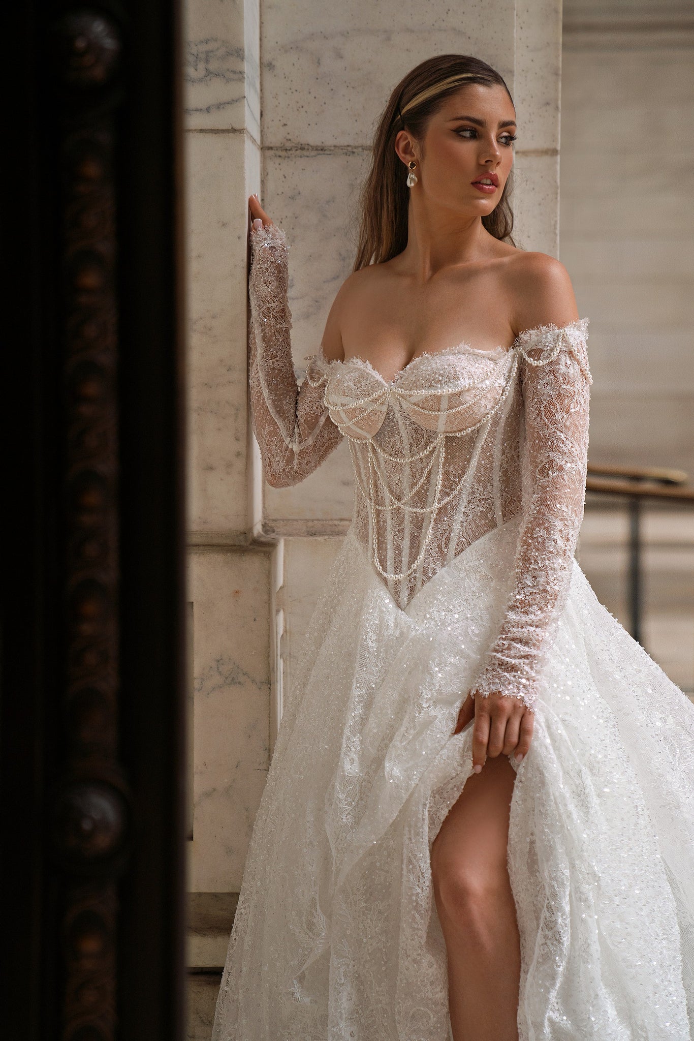 EMABRIDE 245 | Off-Shoulder Corset Bridal Gown