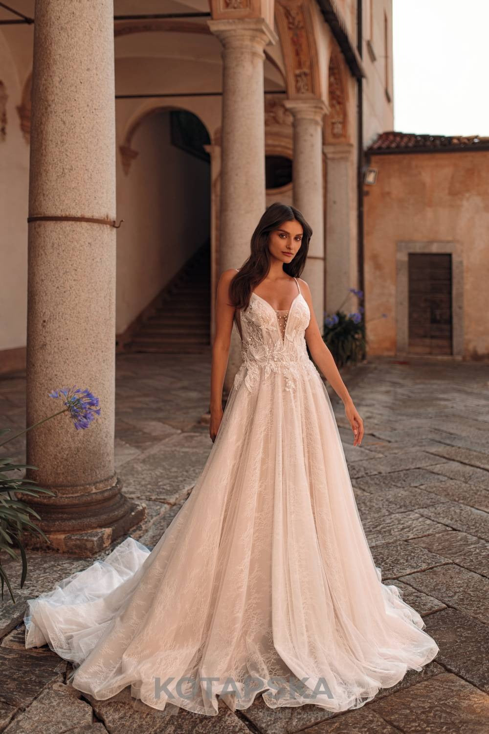 Iryna Kotapska F2635