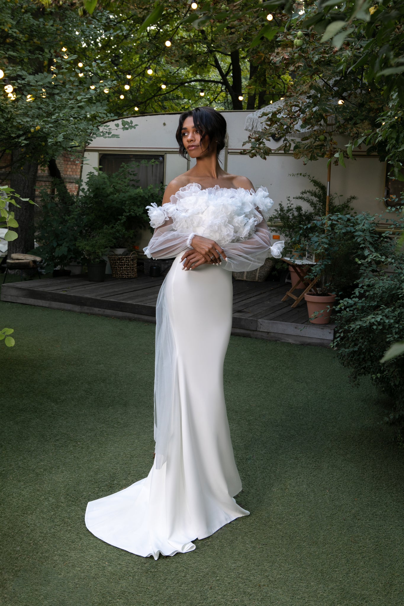 Elegant Crepe Chiffon Mermaid Wedding Dress with 3D Floral Tulle Bolero | Marelli Exclusive Elegant Crepe Chiffon Mermaid Wedding Dress with 3D Floral Tulle Bolero | Marelli Exclusive