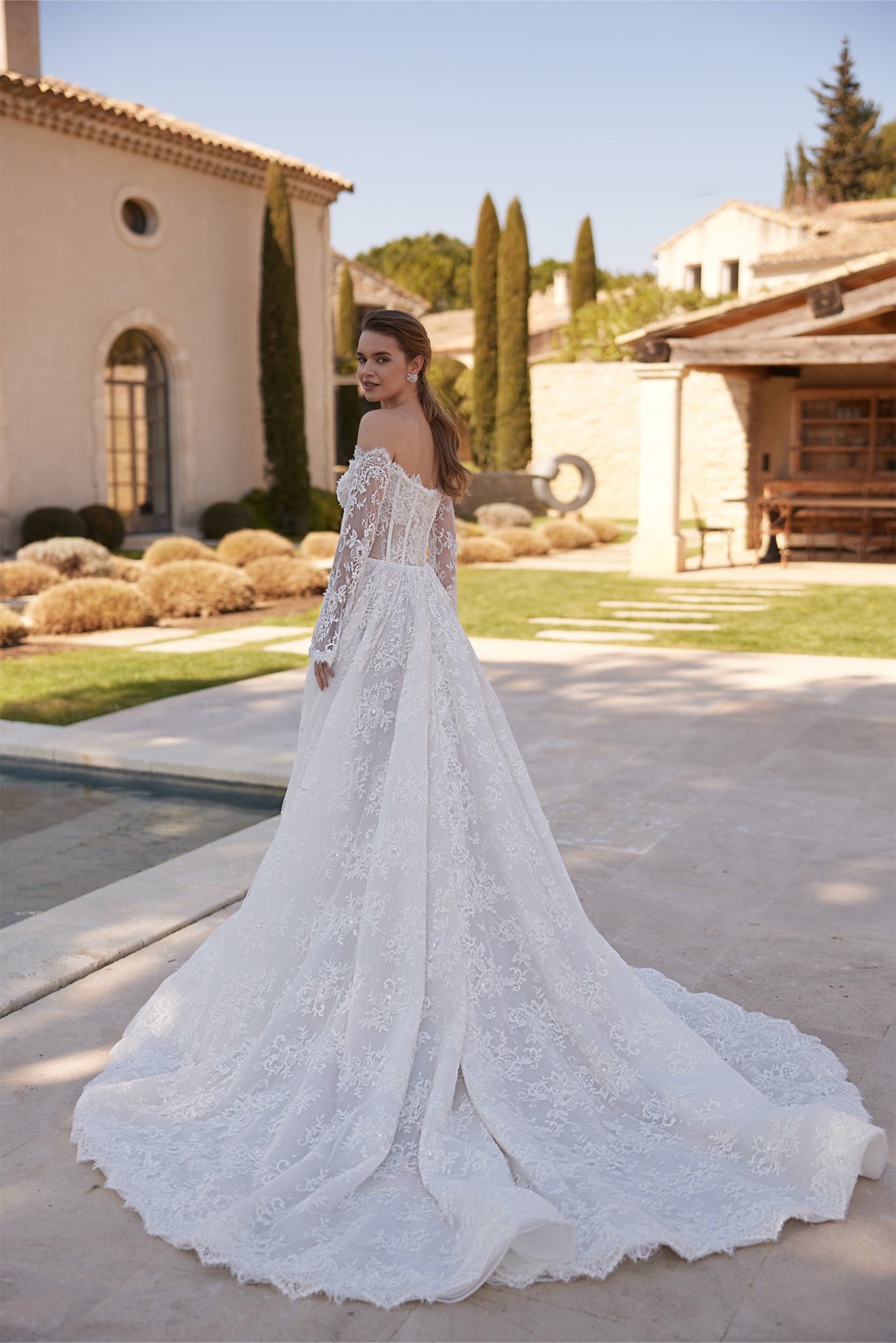 Teya by Perfioni