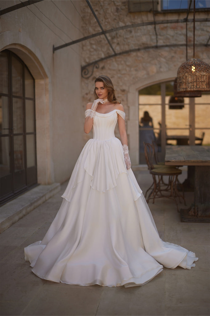 Divina by Perfioni