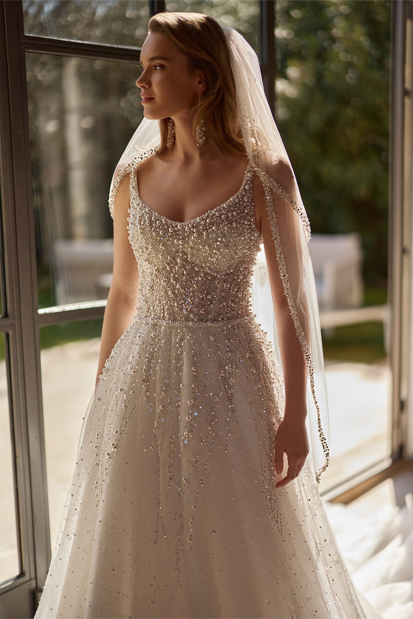 Leonie by Perfioni