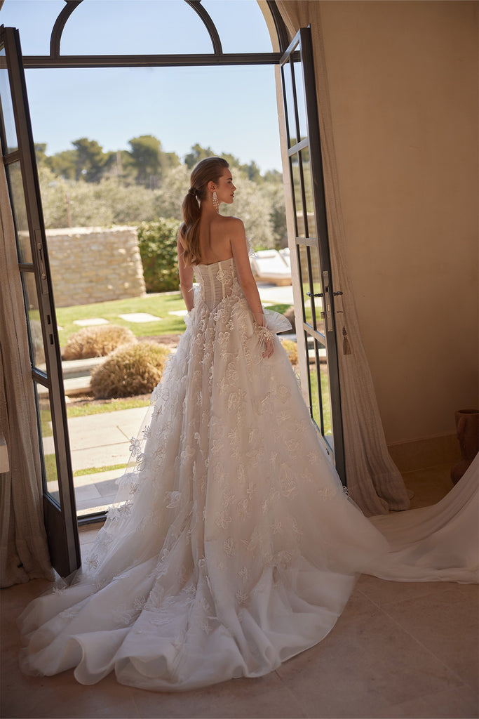 Frances by Perfioni