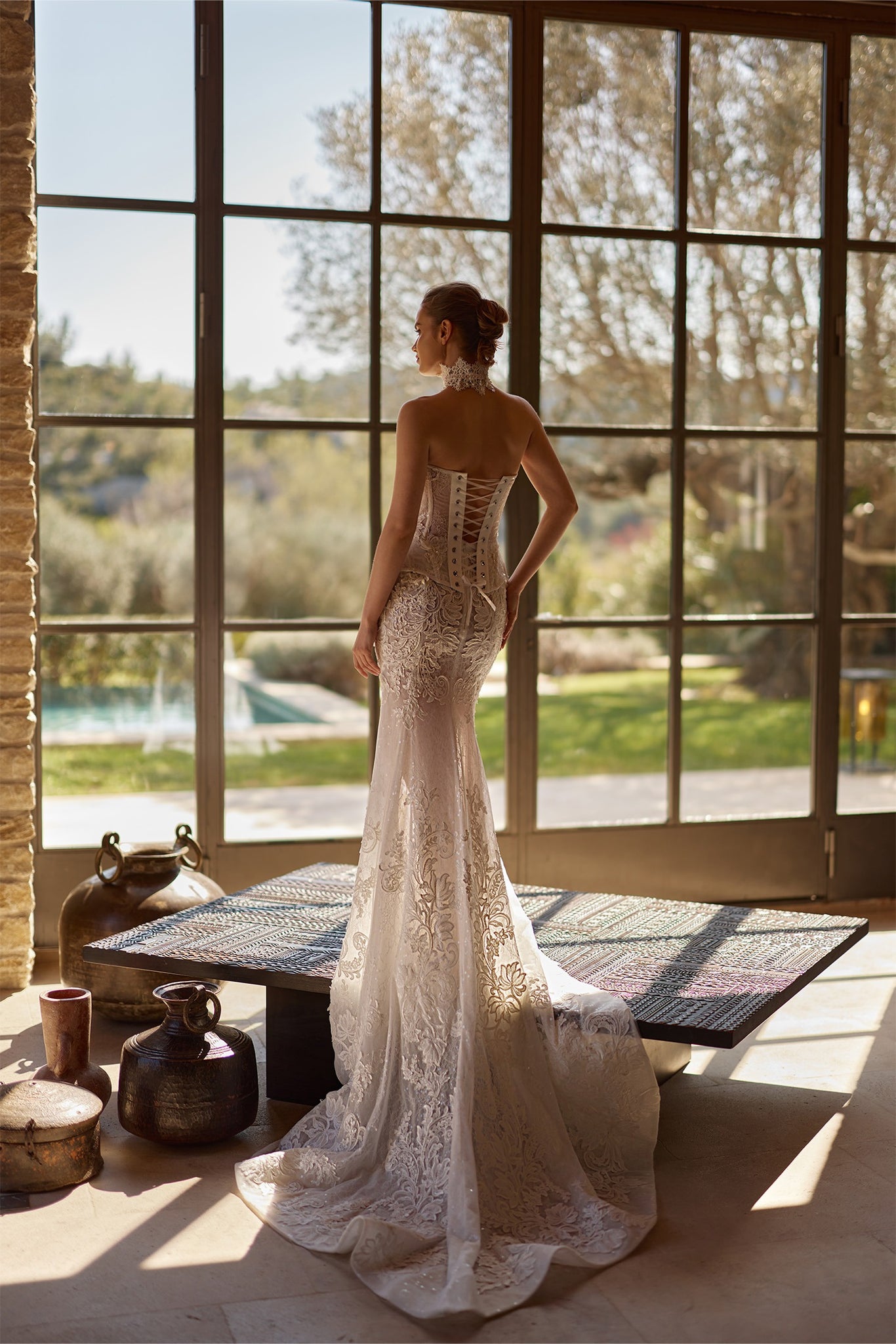 notch-neck lace corset mermaid wedding dress Illusion Corset V-Neck Lace Mermaid Wedding Dress