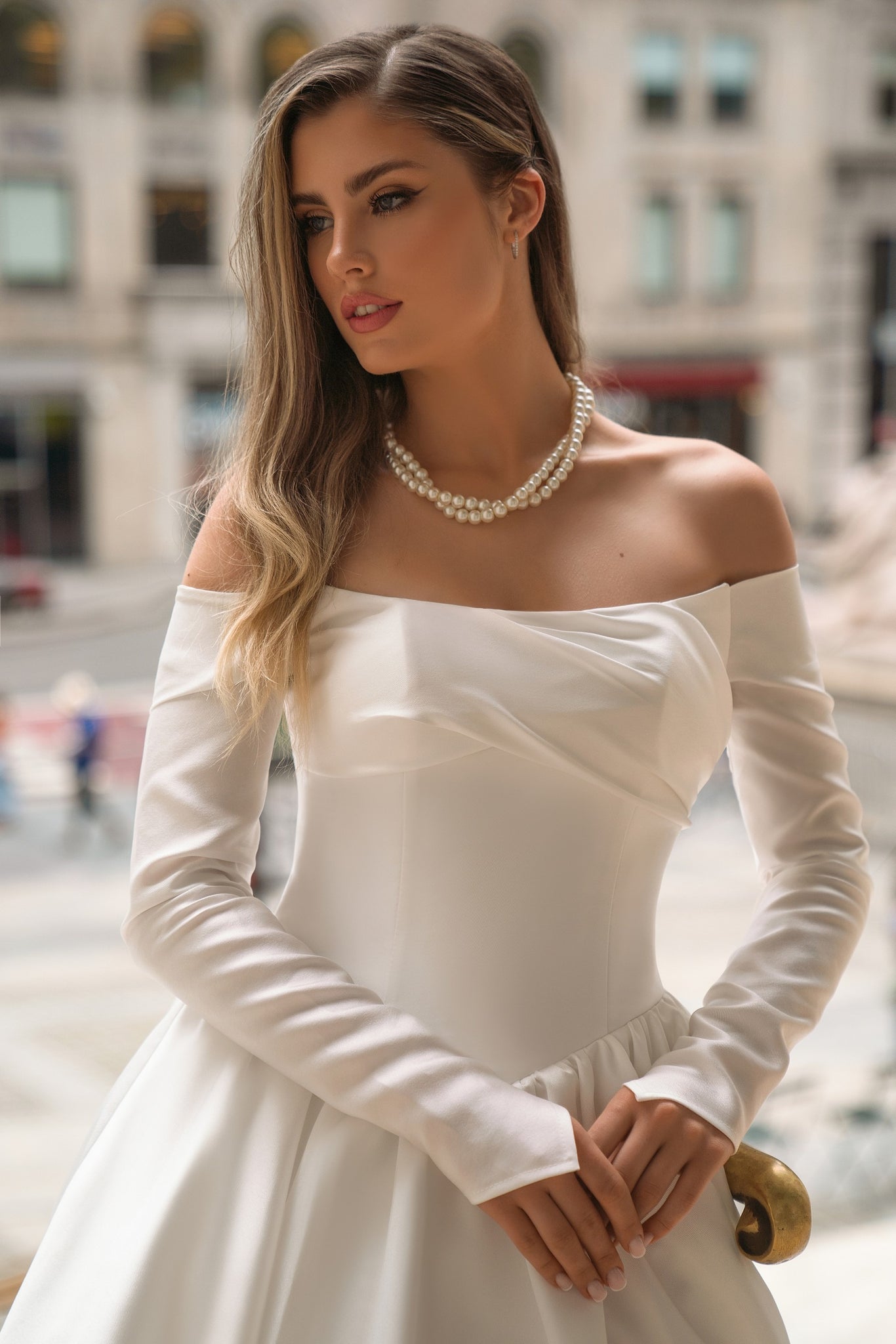 EMABRIDE 248