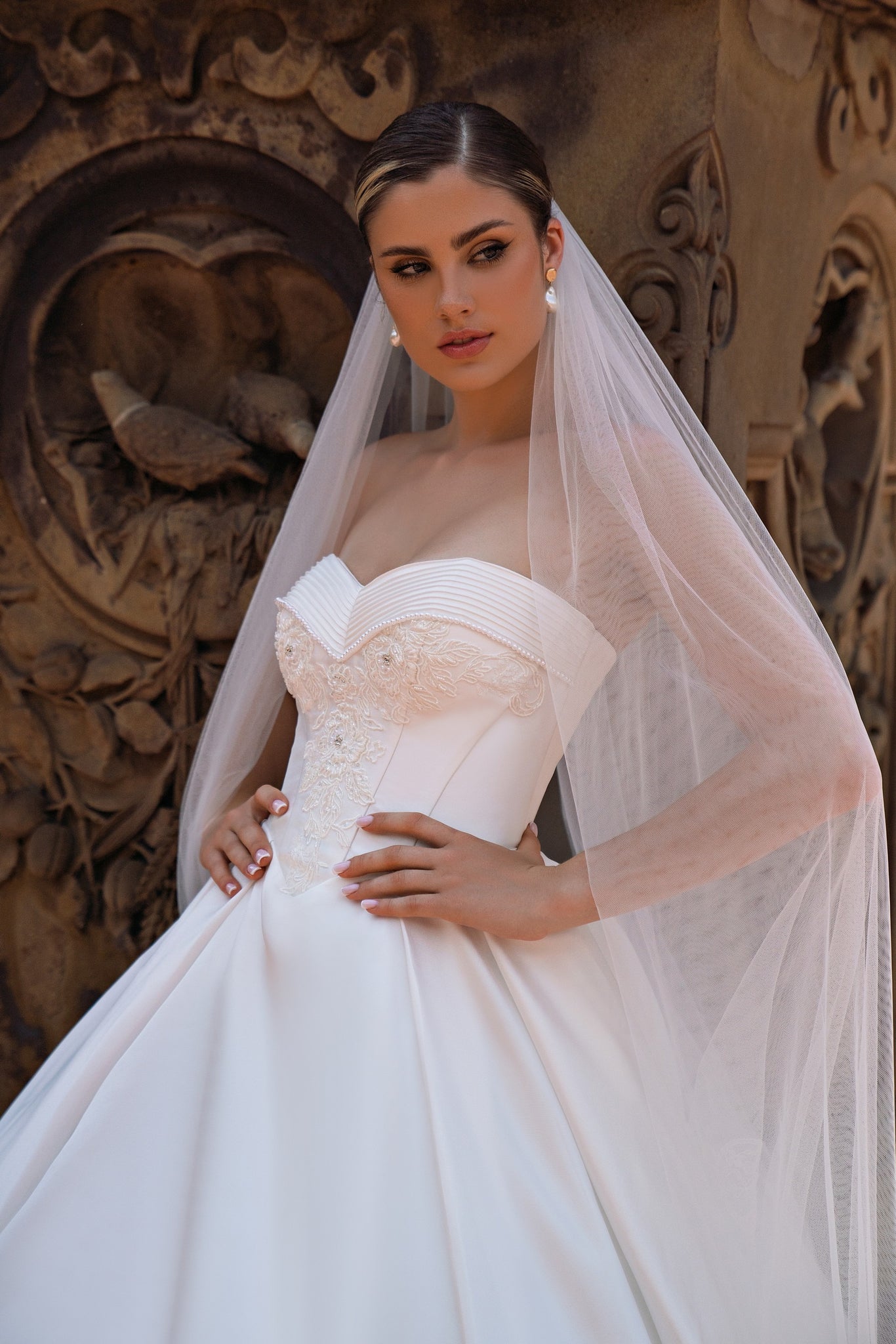 EMABRIDE 253