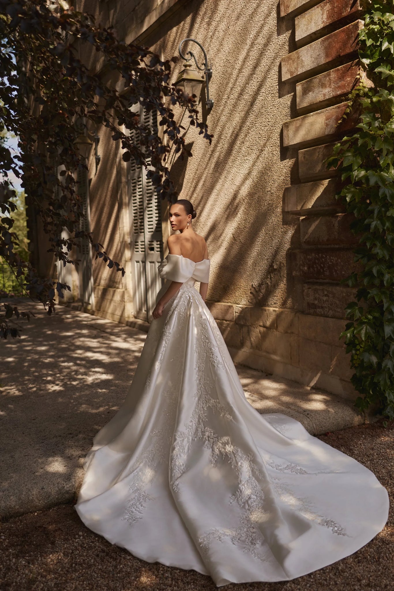 Elena Morar VL-016