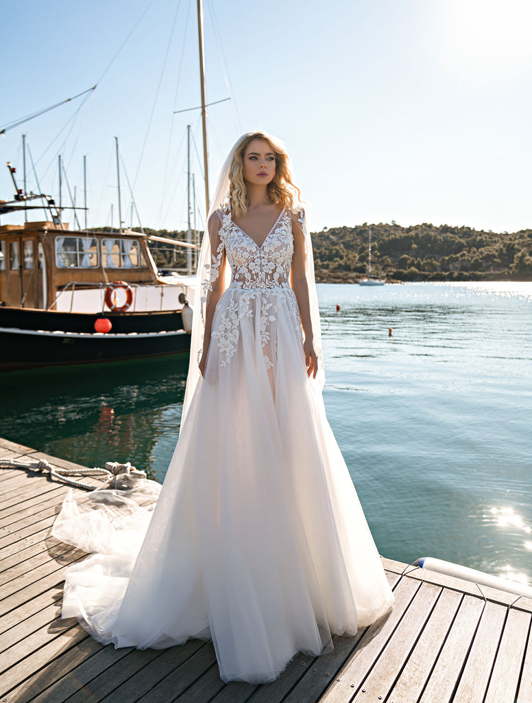 greek inspired bridesmaid dresses Greek Goddess Like Dresses Lace Greek Goddess Wedding Dresses Greek Inspired Grecian Lace