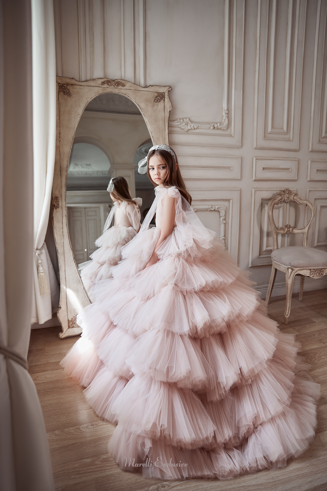 Pentelei 3105 tulle beauty: bow-adorned sleeves for little princesses  | Girls Formal Dress