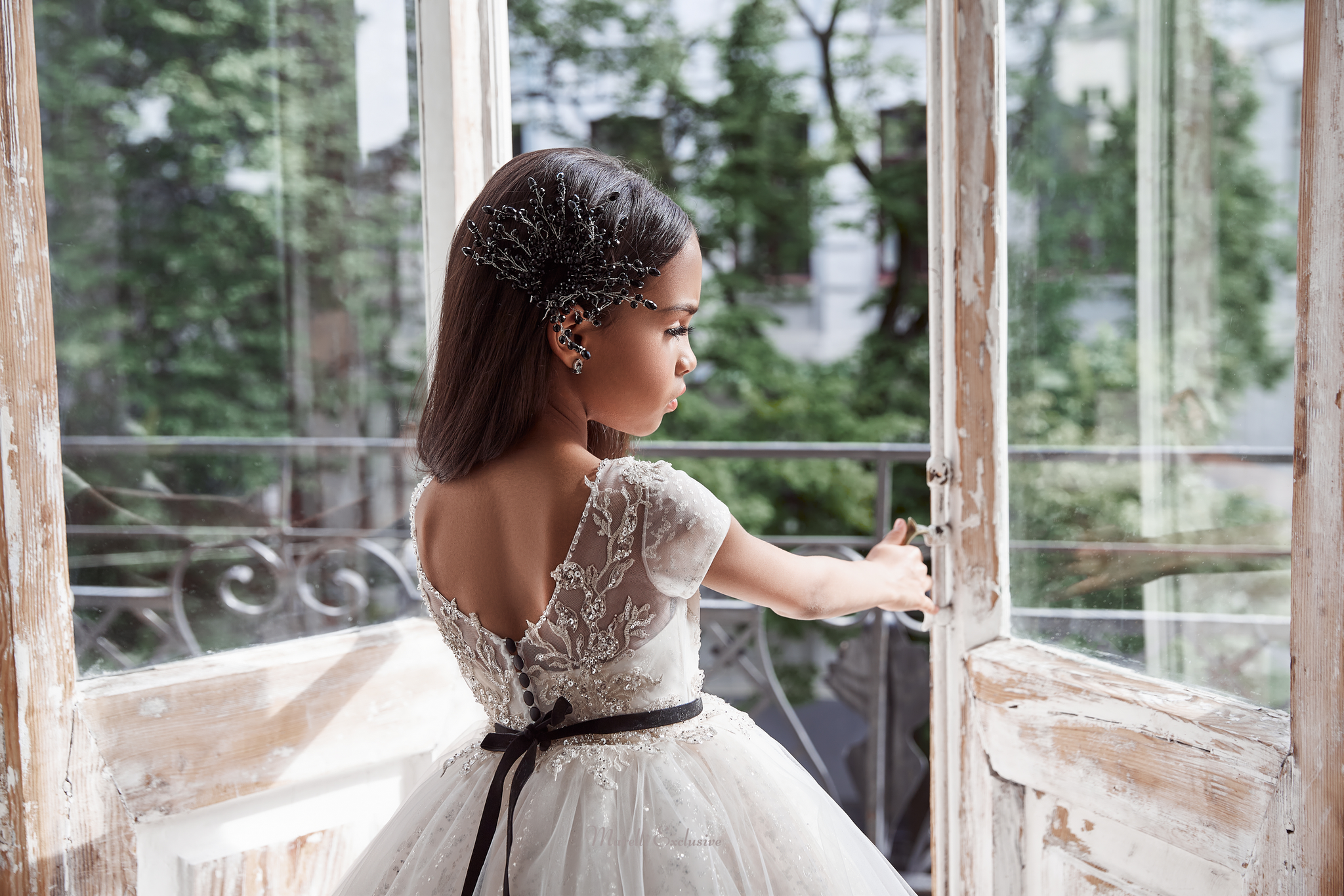Pentelei 3125 princess-ready: a formal dress for special occasions  | Girls Formal Dress