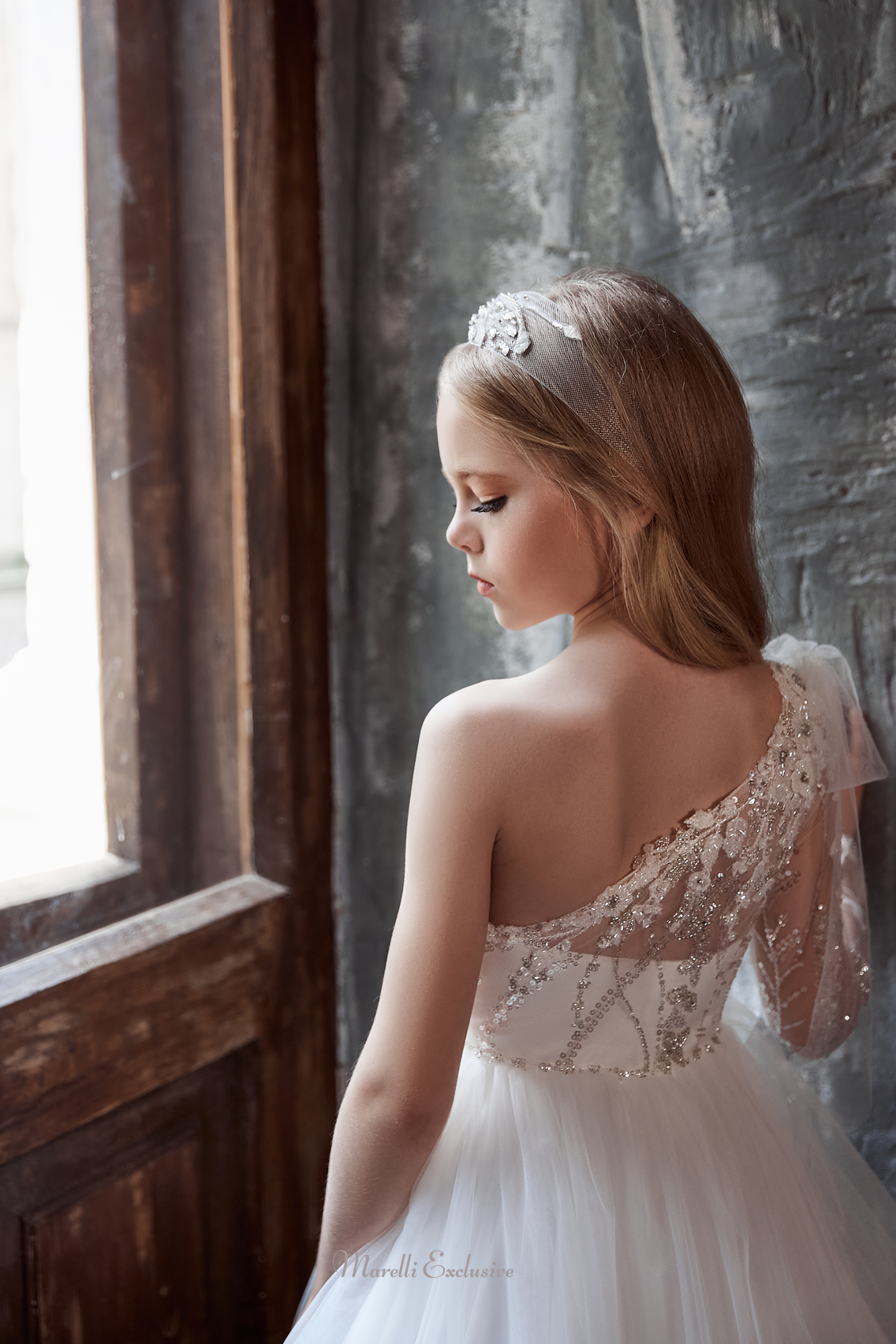 Pentelei 3141 glamour and sparkle: the unique one-shoulder dress  | Girls Formal Dress