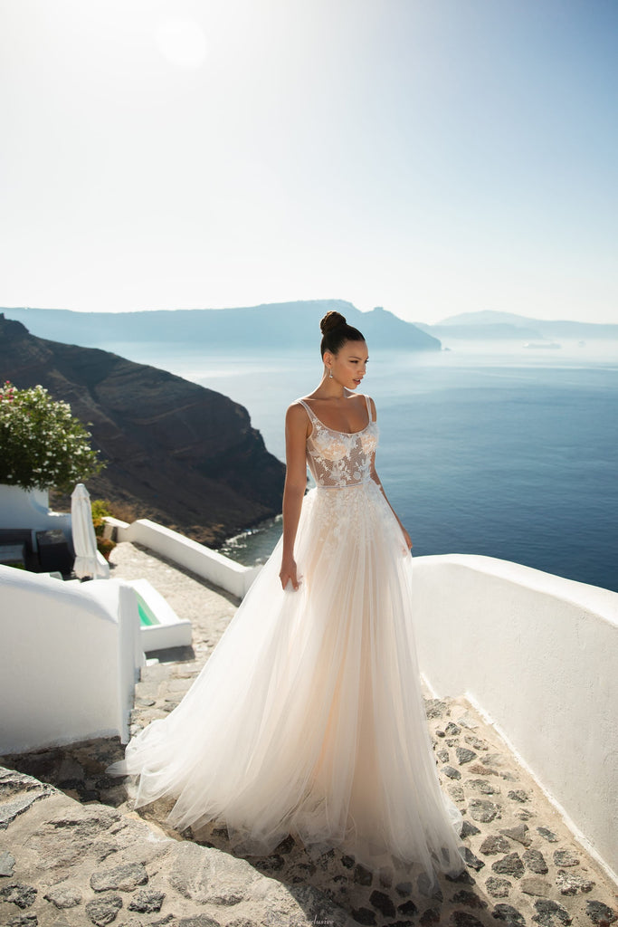 greek wedding dress designers A Guide to Greek Wedding Dress Designers