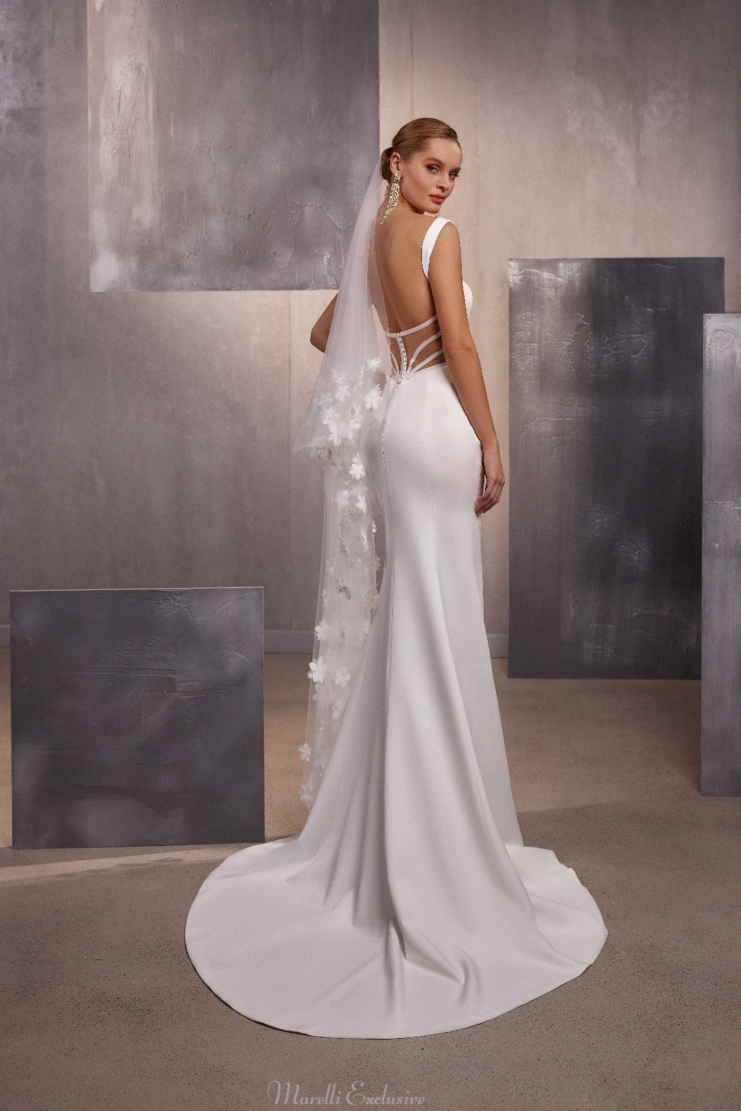 backless crepe wedding dress SAMANTHA Wedding Dress