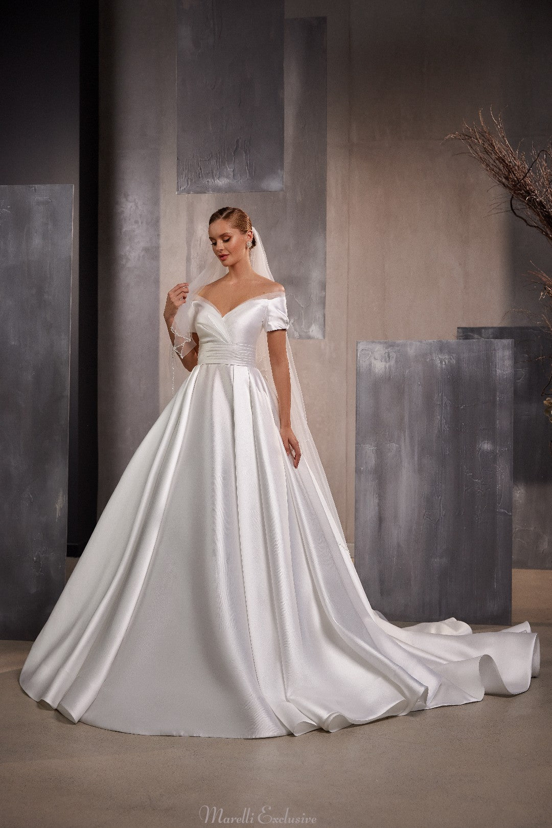 SN-239-HELMA | Elegant Wedding Dress